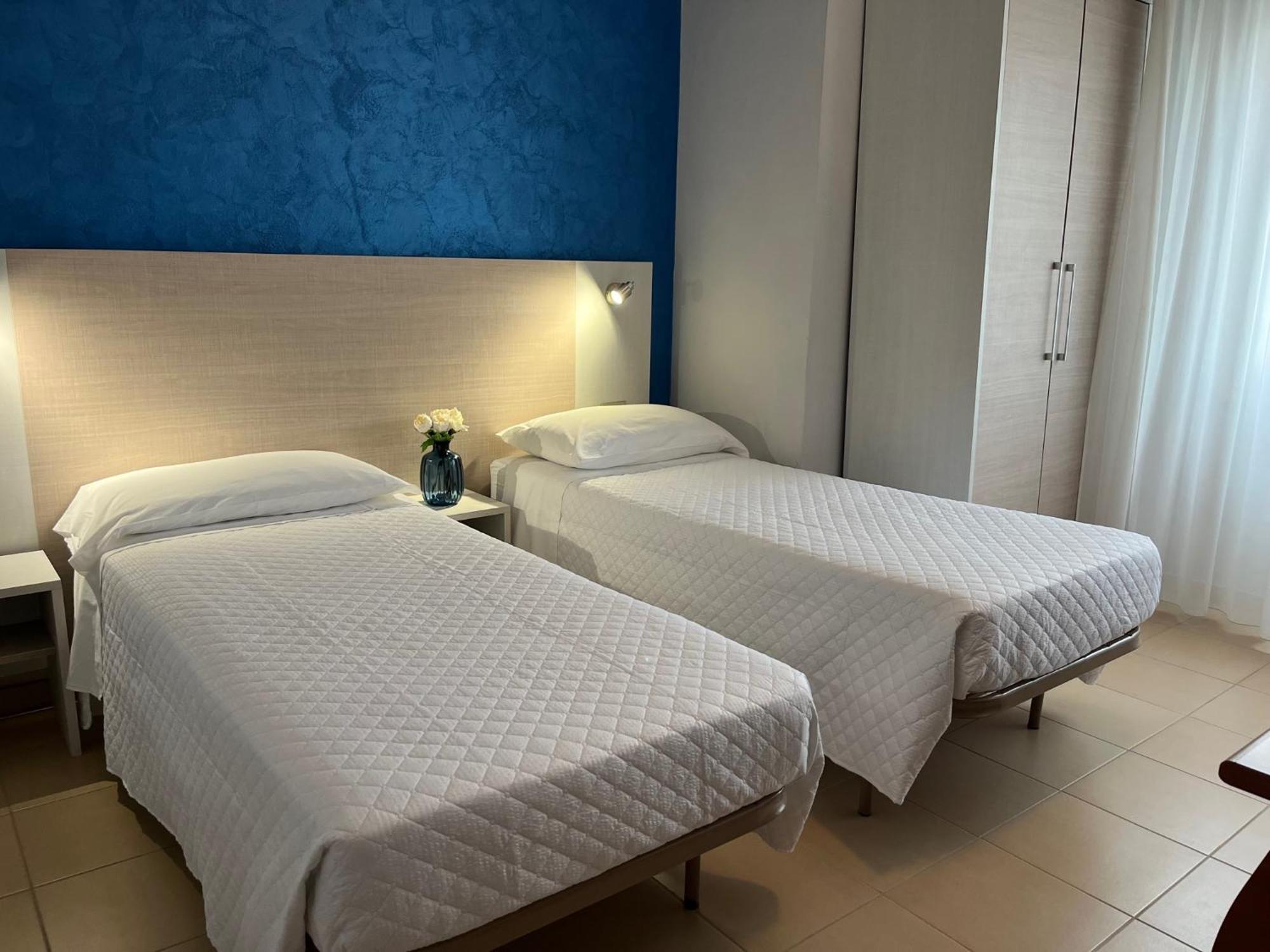 Hotel Le Ali ริมินี ภายนอก รูปภาพ