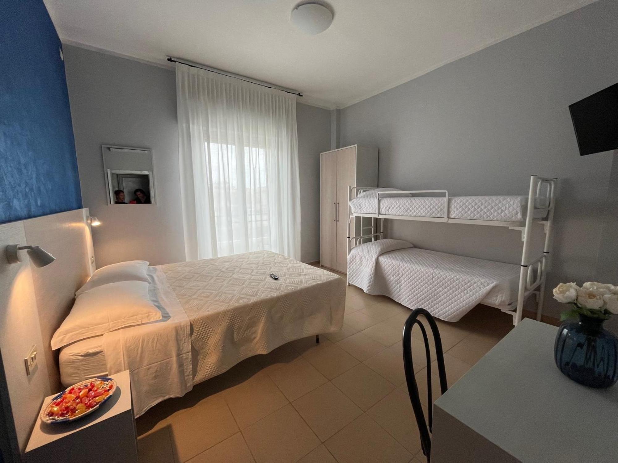 Hotel Le Ali ริมินี ภายนอก รูปภาพ